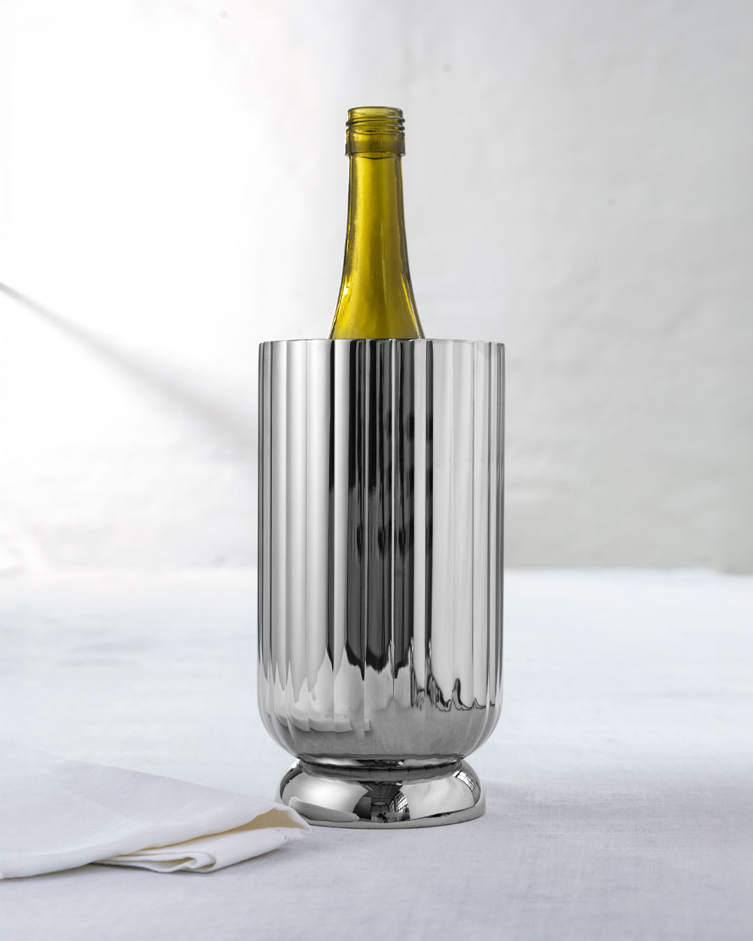 Elegant Bernadotte-vinkøler i rustfrit stål