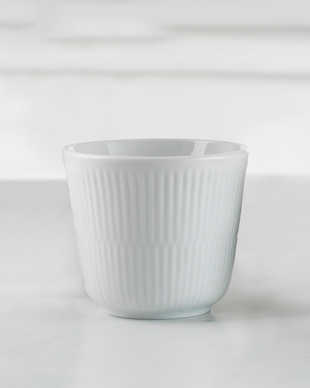 Elegant Hvid Riflet termokrus
