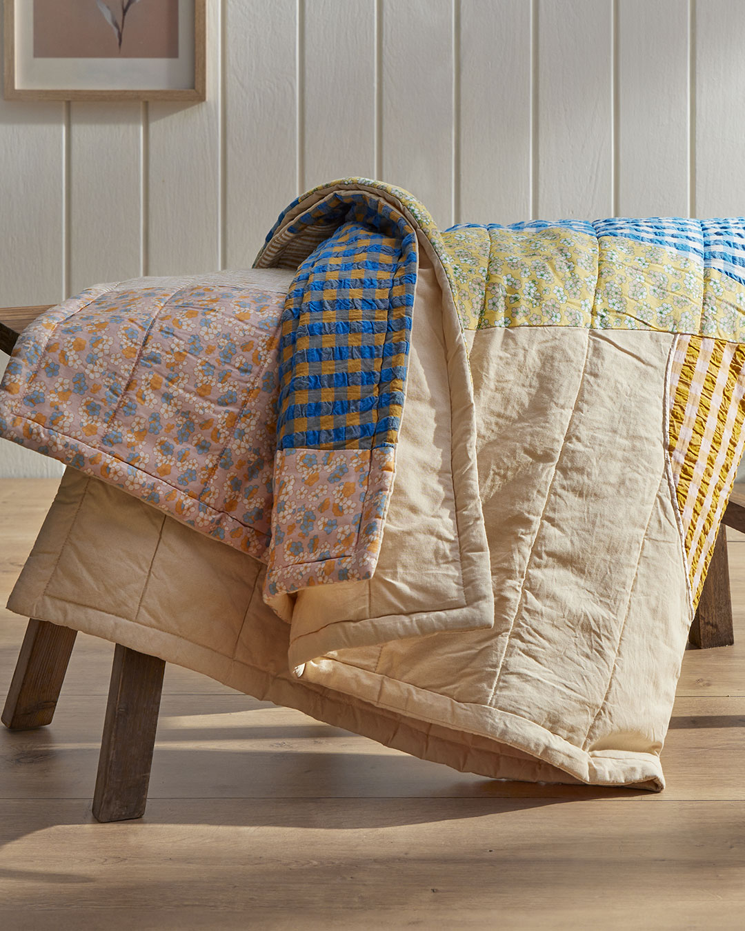Farverig unika quilt i genanvendt bomuld