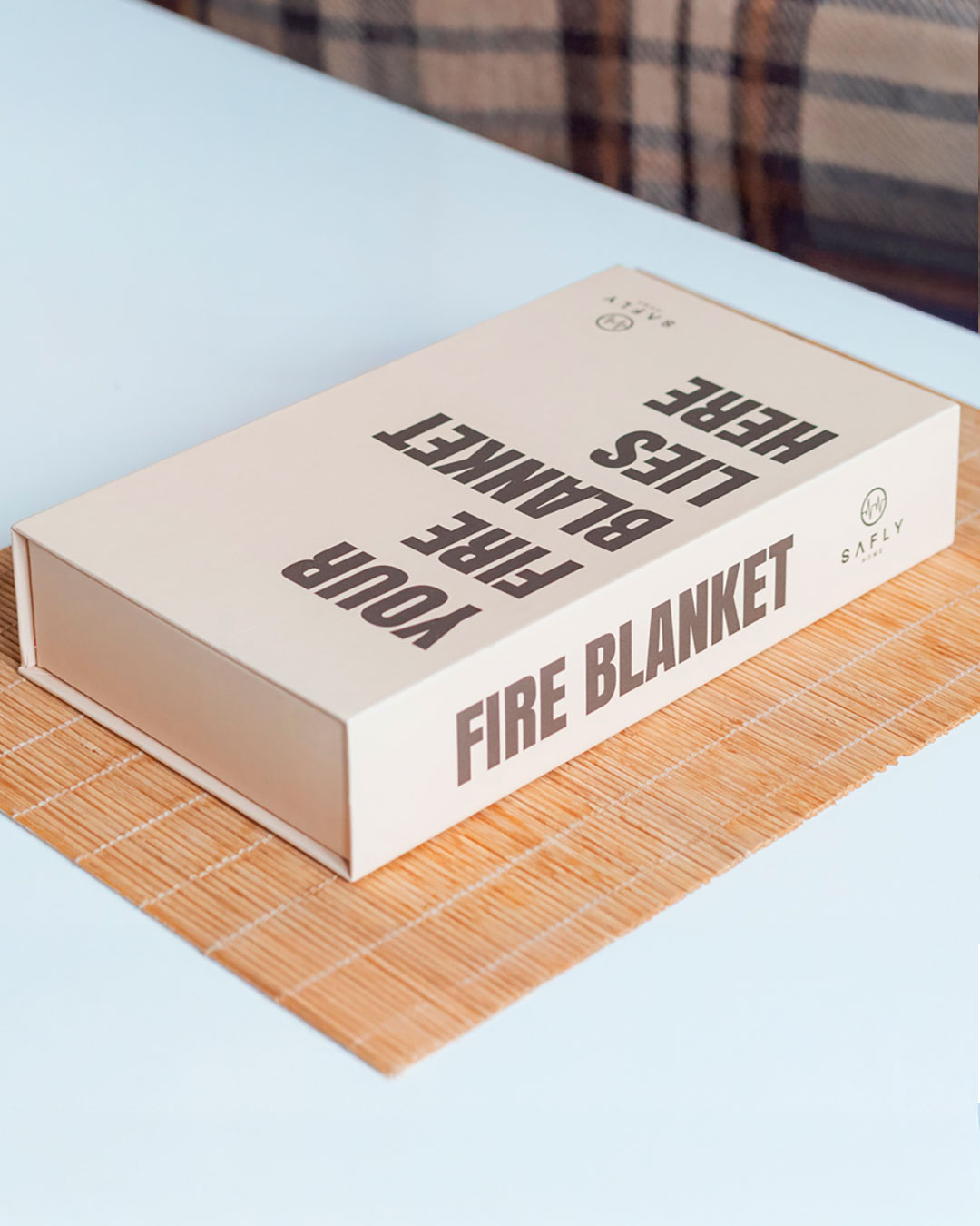 Brandtæppe i stilrent design