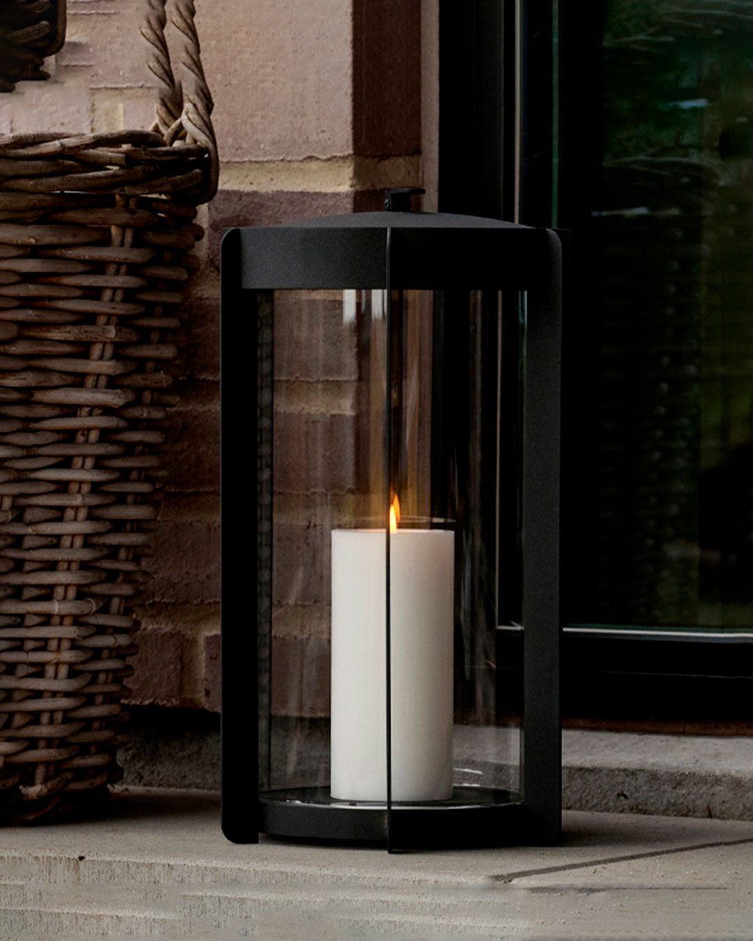Firefly lanterne i stilrent design – 35 cm