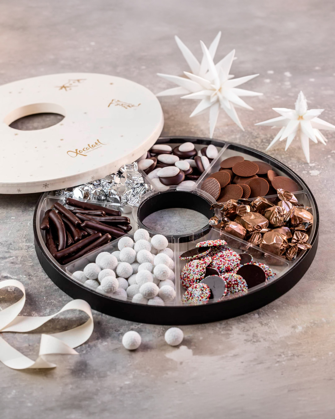 Stor juleæske med søde favoritter - 750 g