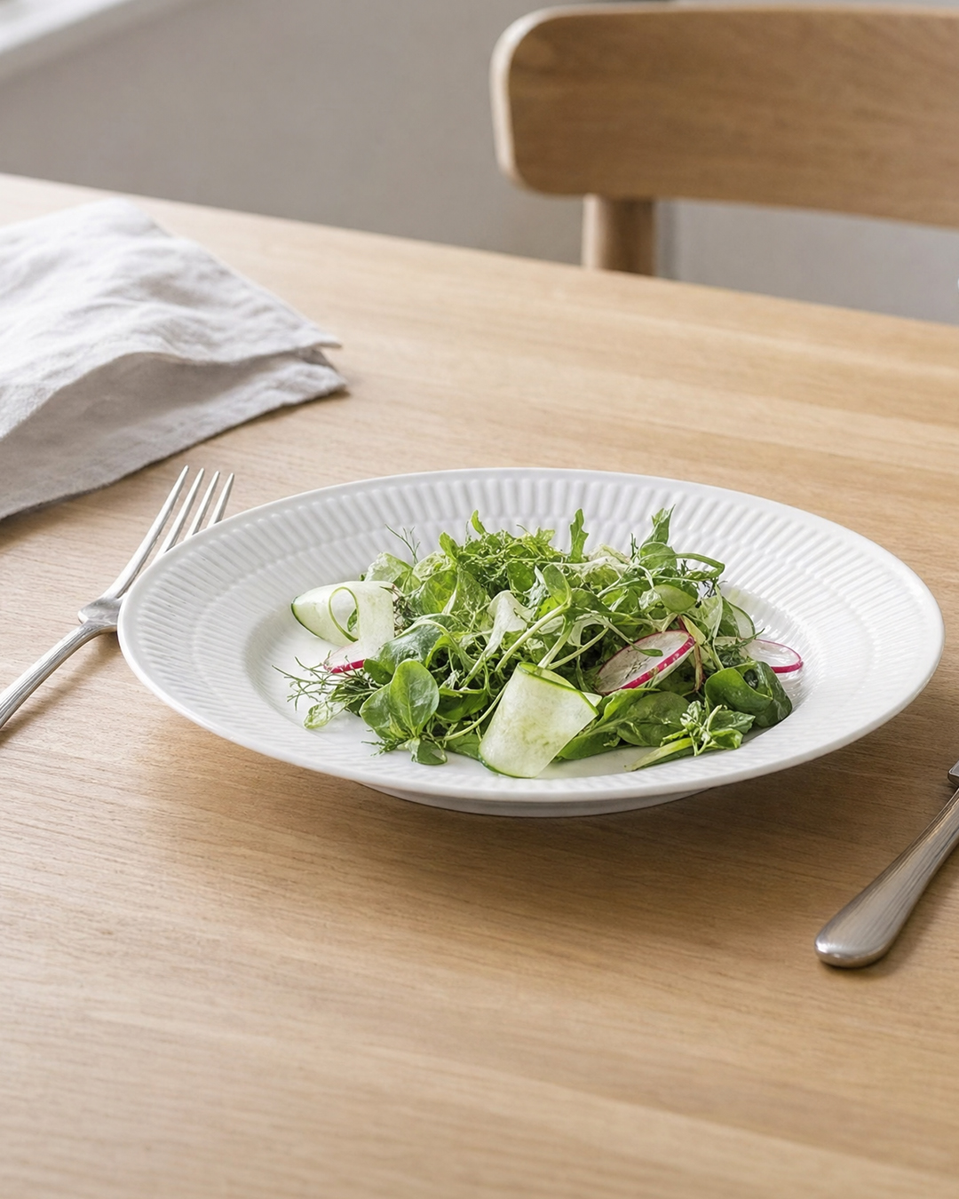 Elegant Hvid Riflet tallerken - 27 cm