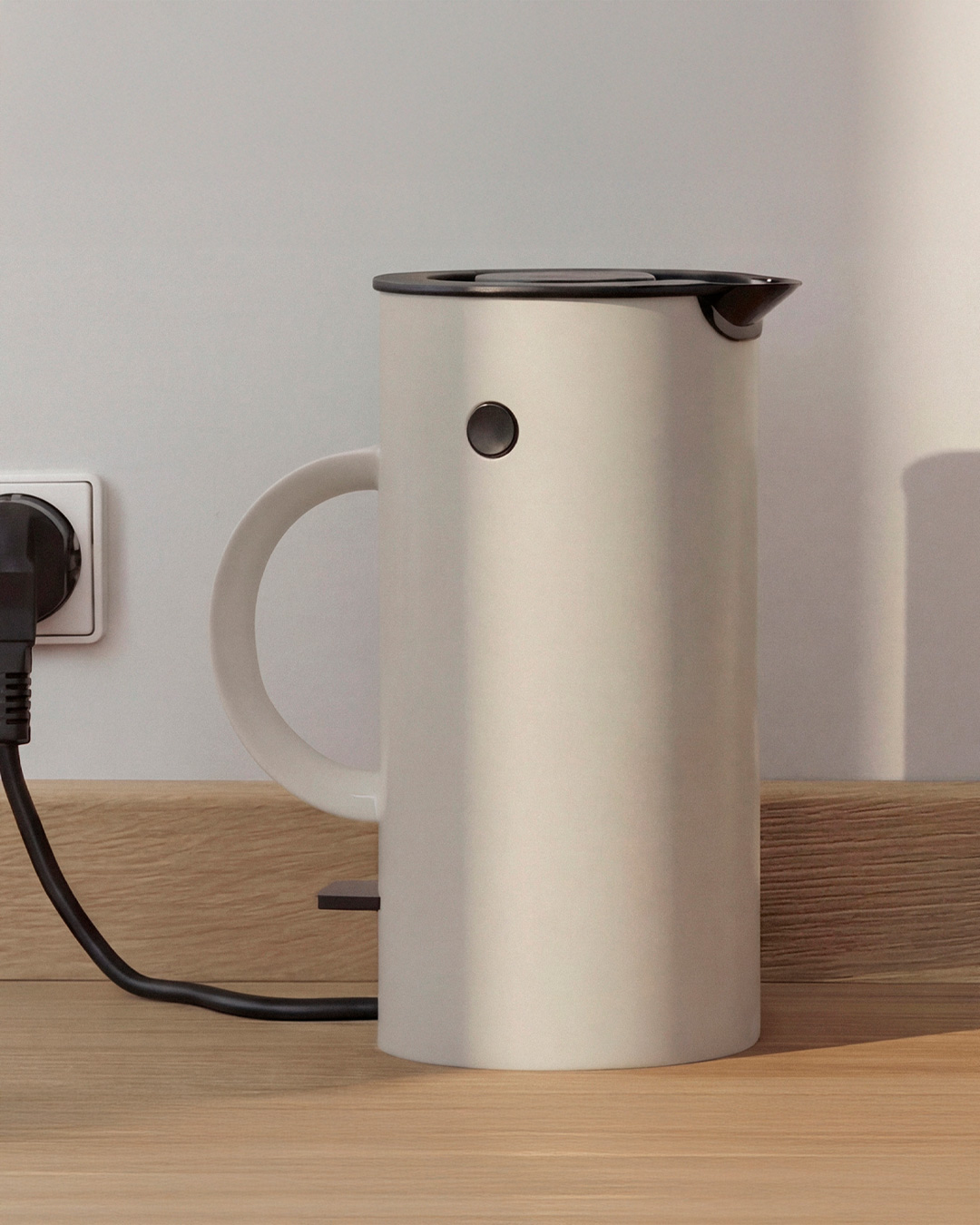Stilren elkedel med ikonisk formsprog - 0,5 L