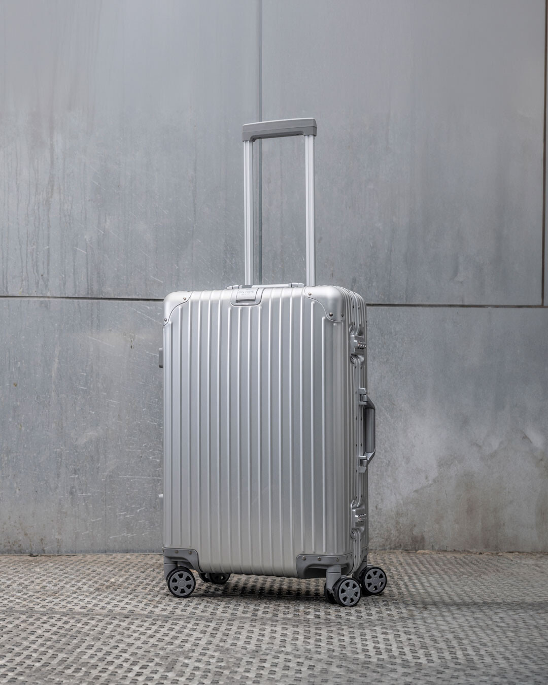 Eksklusiv hardcase kuffert med TSA-lås