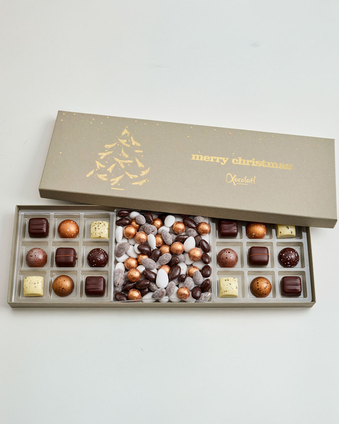 Stor gaveæske med eksklusiv chokolade - 365 g