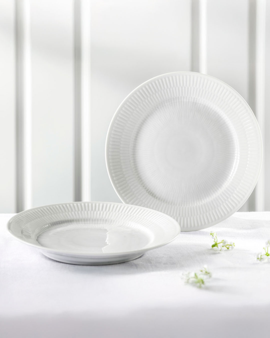 Elegant Hvid Riflet frokosttallerken - 19 cm - 2 stk