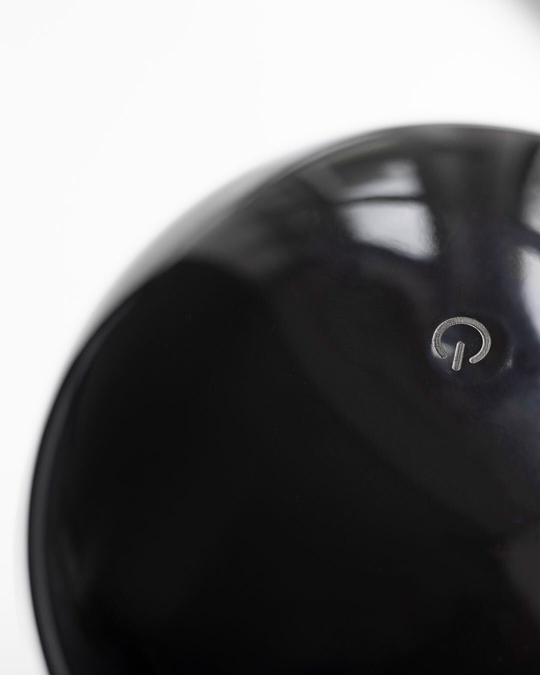 Uppladdningsbar lampa i ikonisk design