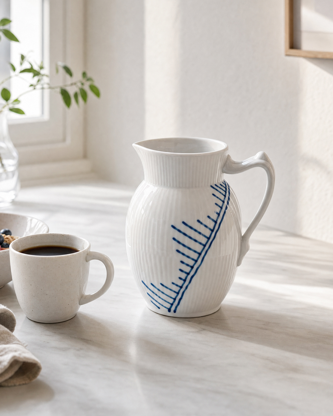 Elegant mælkekande i klassisk design