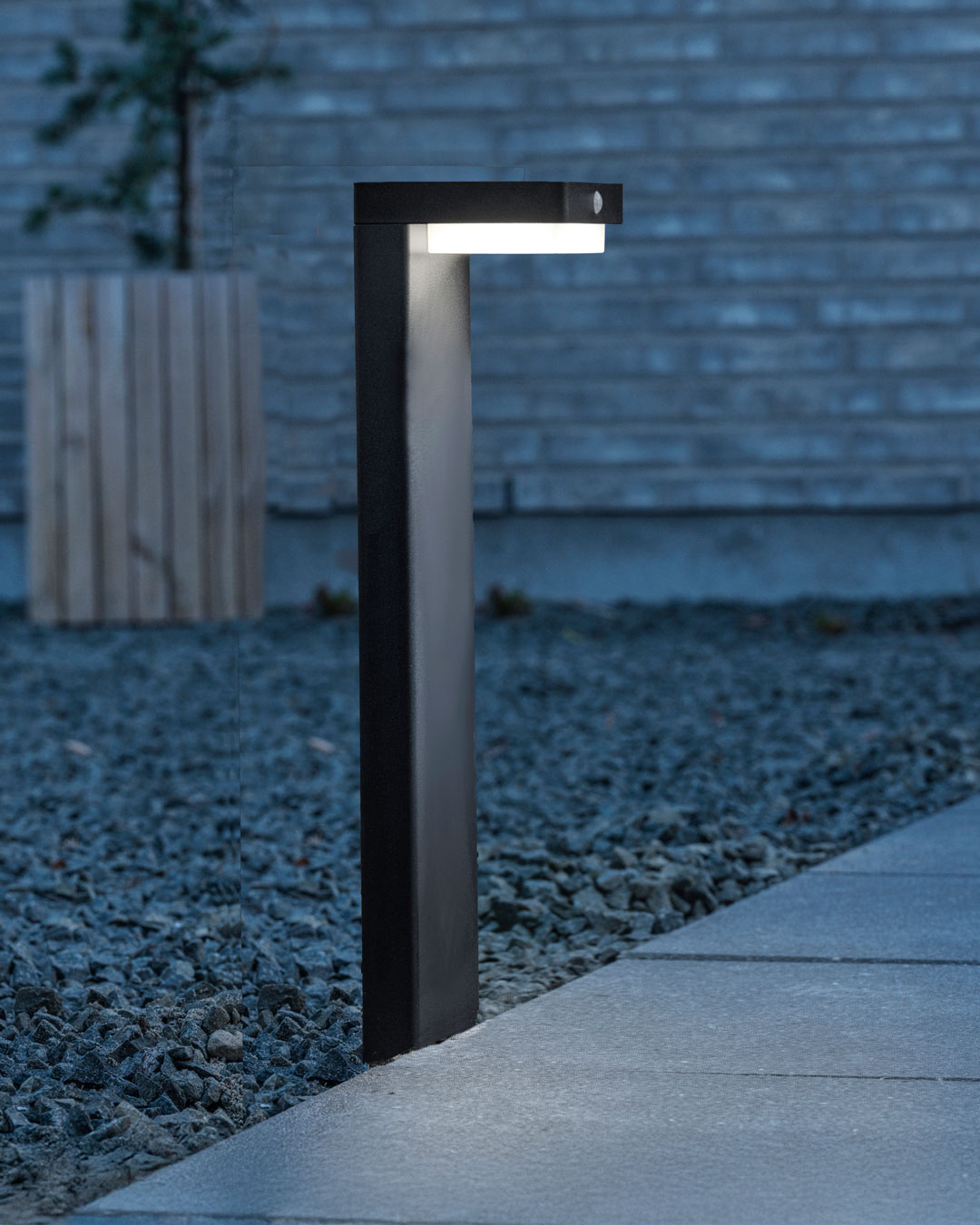 Solcellelampe med sensor
