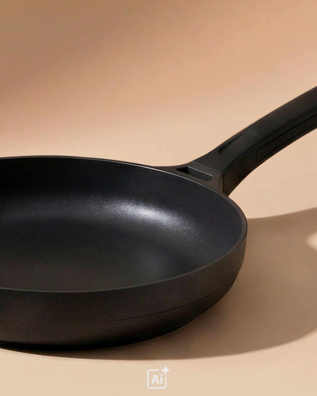 Stegepande i slidstærkt design - 24 cm