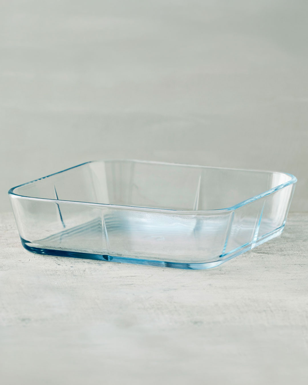 Ovnfast fad i enkelt design - 2,45 L