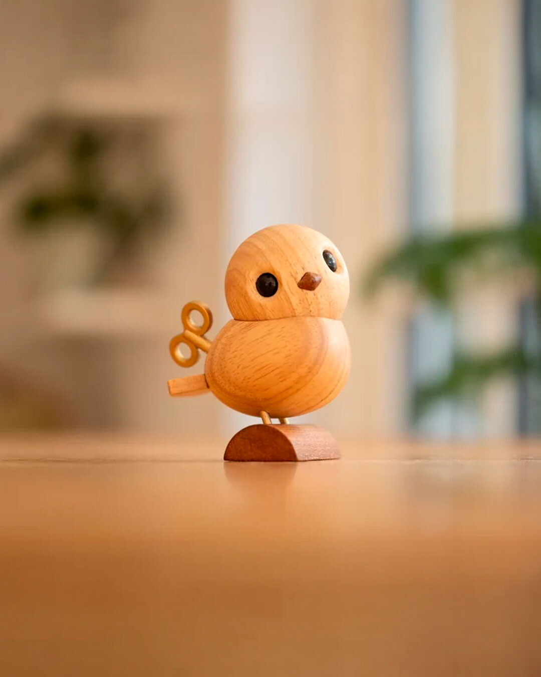 Sagolik träfigur av Näktergalen