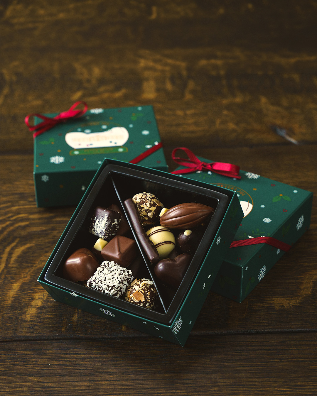 Lille juleæske med fyldte chokolader - 190 g