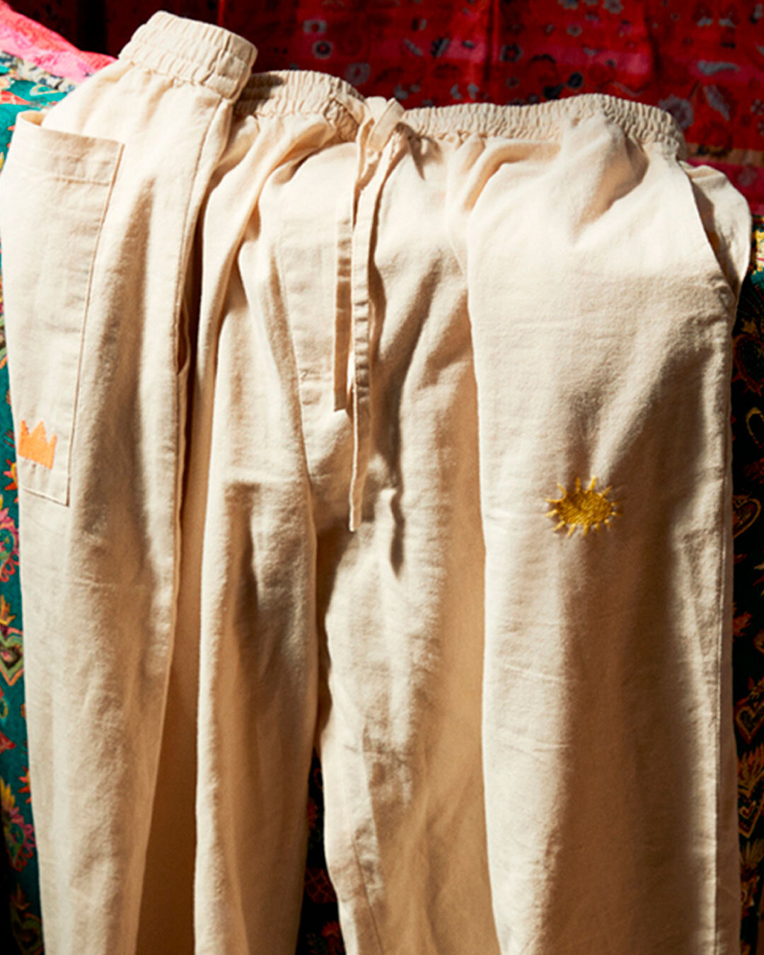 Avslappnade pyjamasbyxor