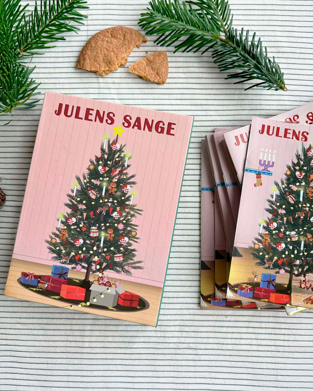 Julesanghæfter med hyggelige illustrationer