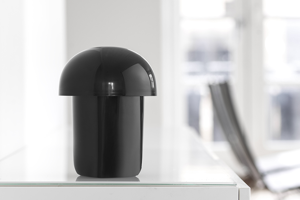 Uppladdningsbar lampa i ikonisk design