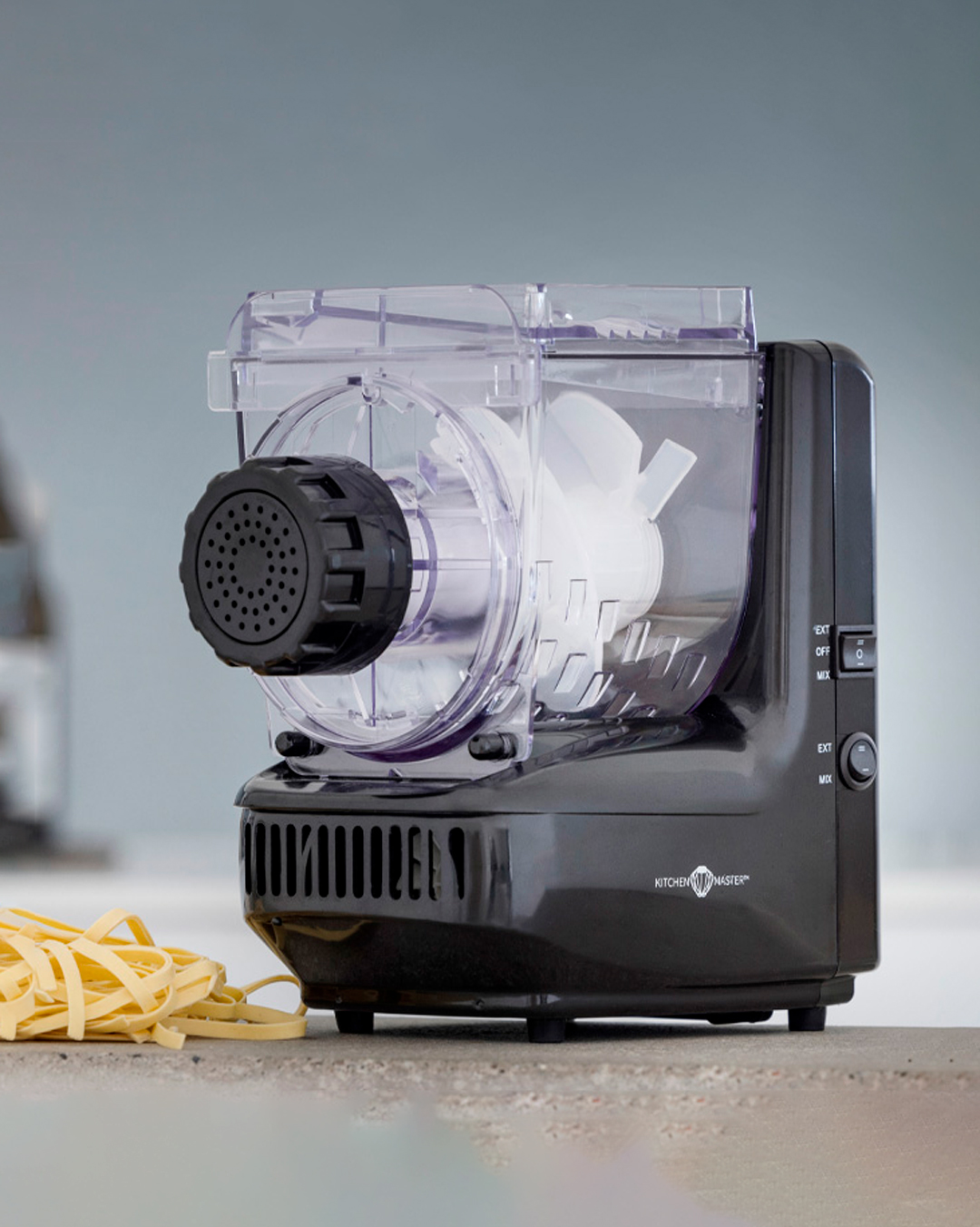 Elektrisk pastamaskine til hjemmelavet pasta